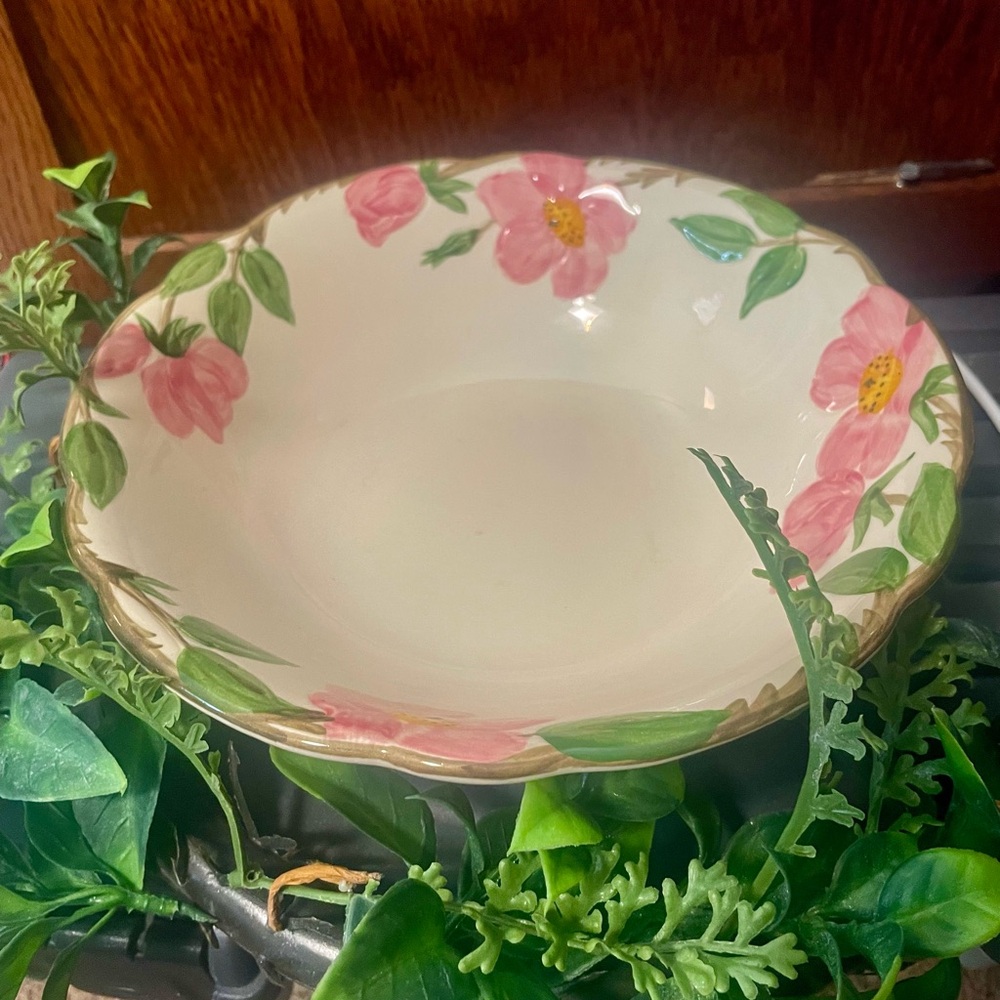 Franciscan Desert Rose Vtg Round 9" Serving Bowl-Made in California